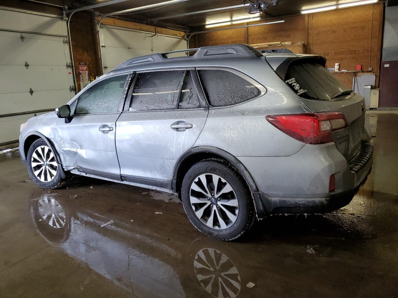 2015 Subaru Outback - Image 2