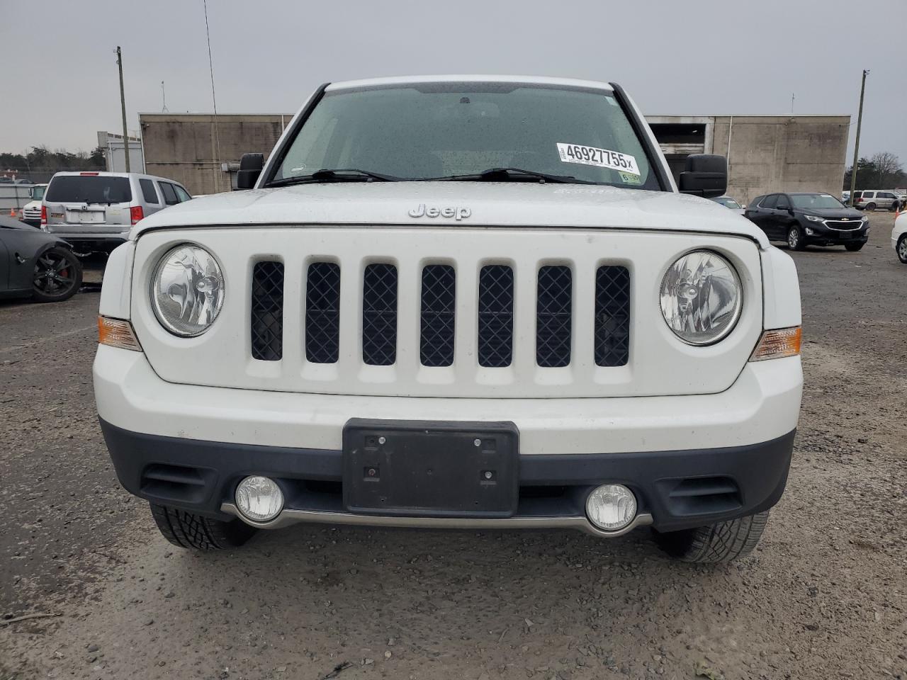 2017 Jeep Liberty (Patriot) - Image 5