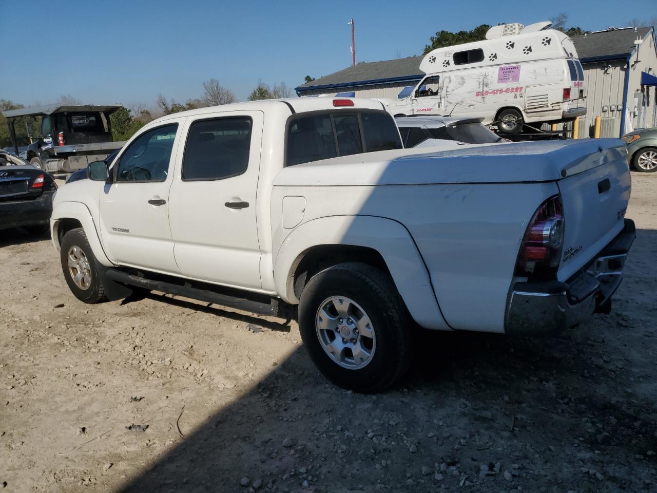 2010 Toyota Tacoma - Image 2