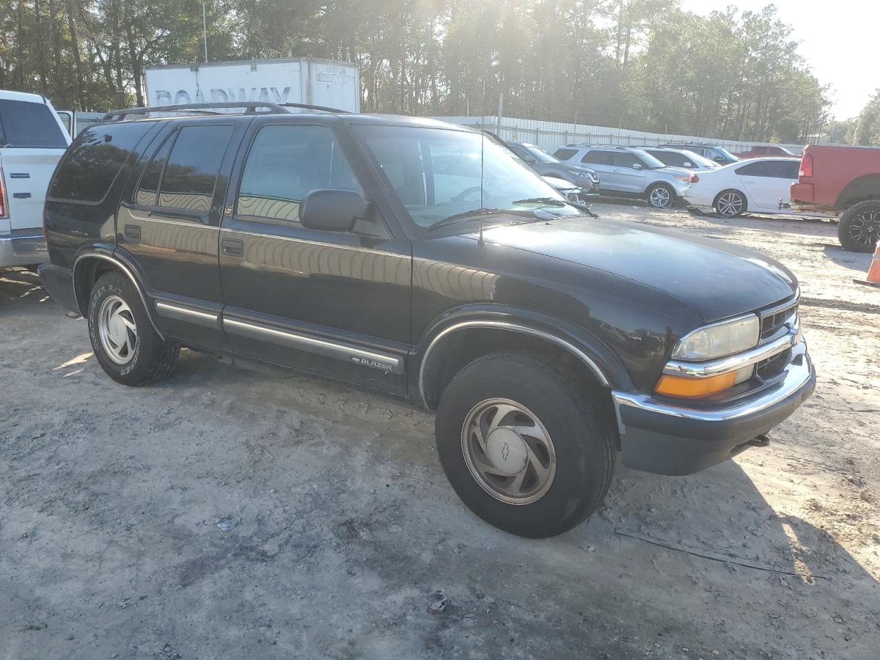 2000 Chevrolet Blazer - Image 4