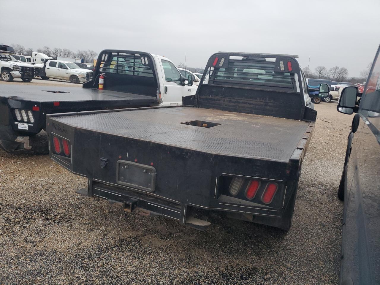 2017 Ford F450 - Image 3
