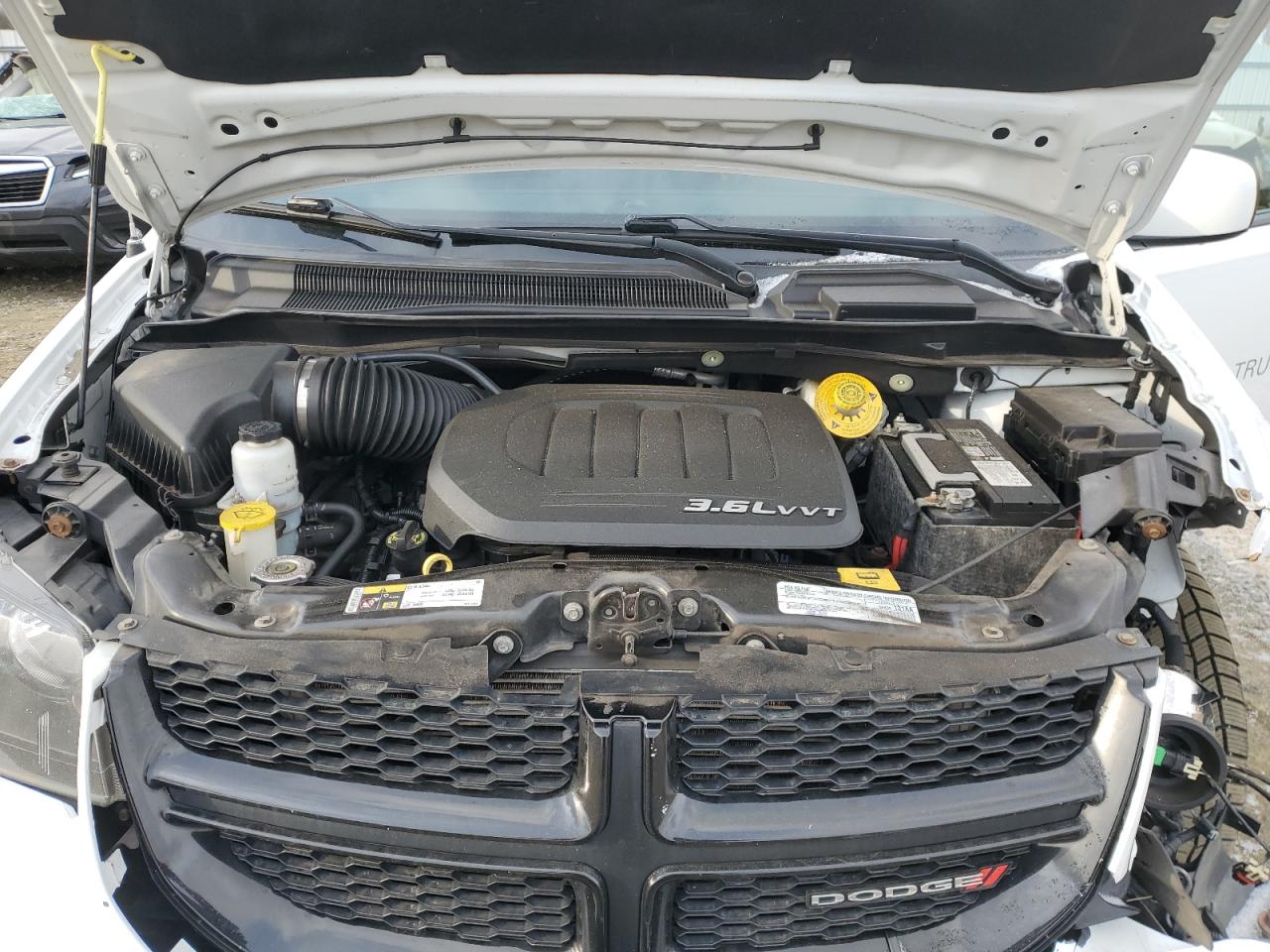 2018 Dodge Caravan - Image 12