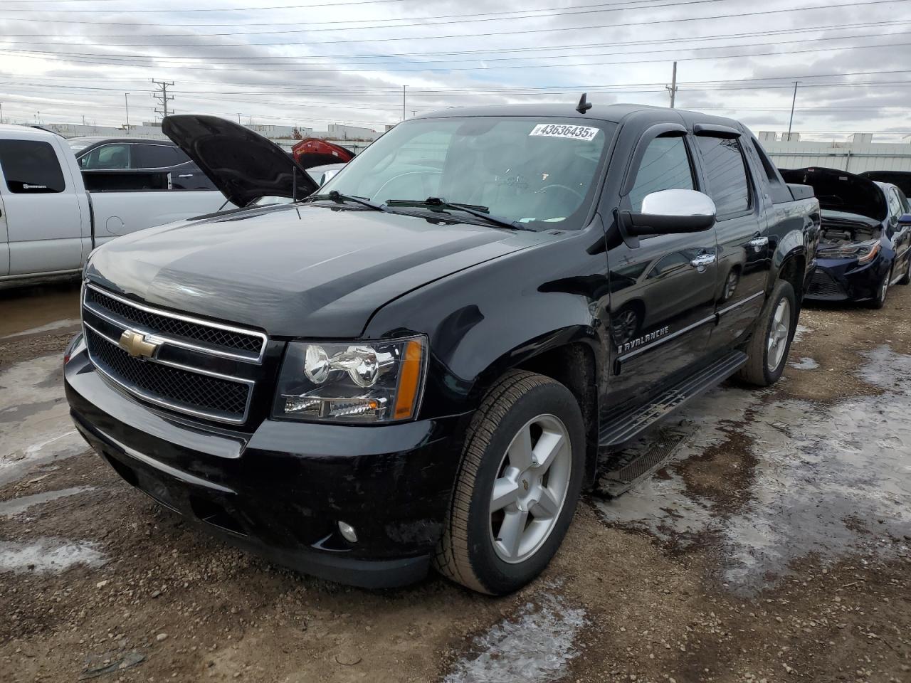 2008 Chevrolet Avalanche - Image 1