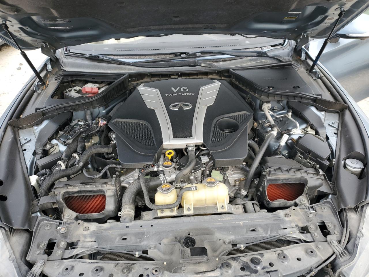 2017 Infiniti Q60 - Image 11