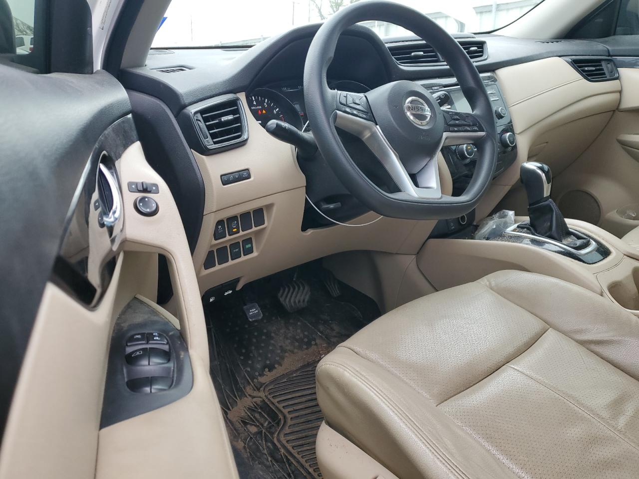 2017 Nissan Rogue - Image 8