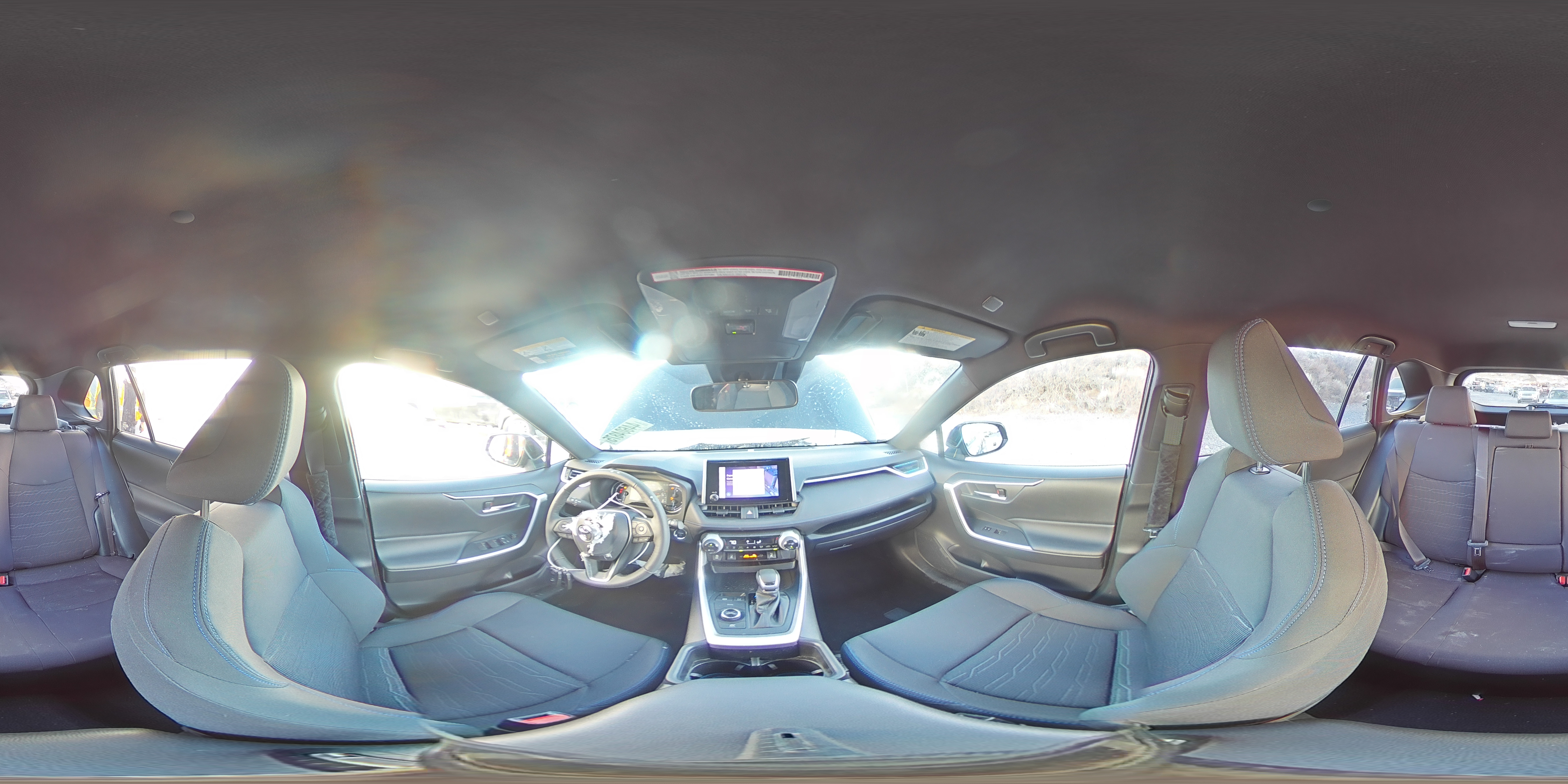 2024 Toyota RAV 4 - Image 15