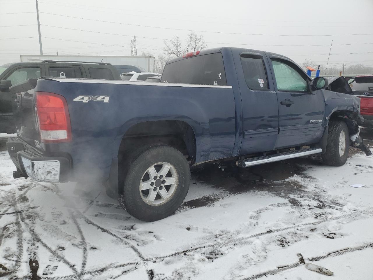 2010 GMC Sierra - Image 3