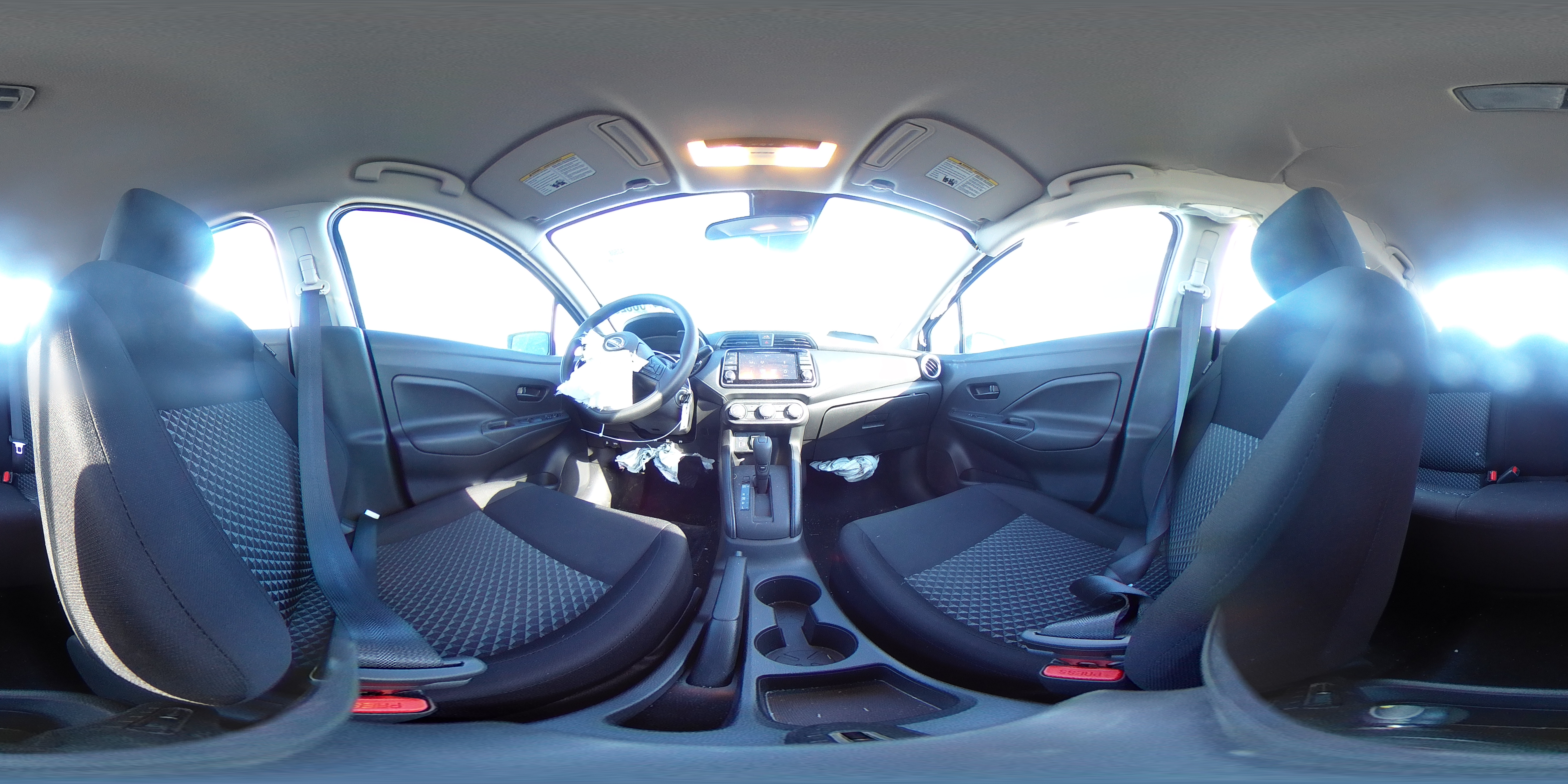 2024 Nissan Versa - Image 13