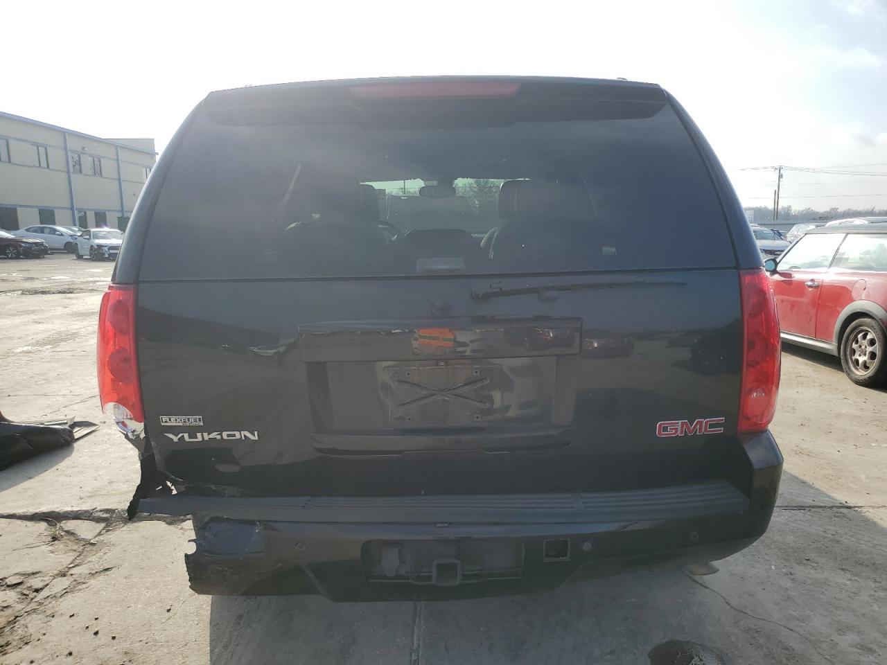 2009 GMC Yukon - Image 6
