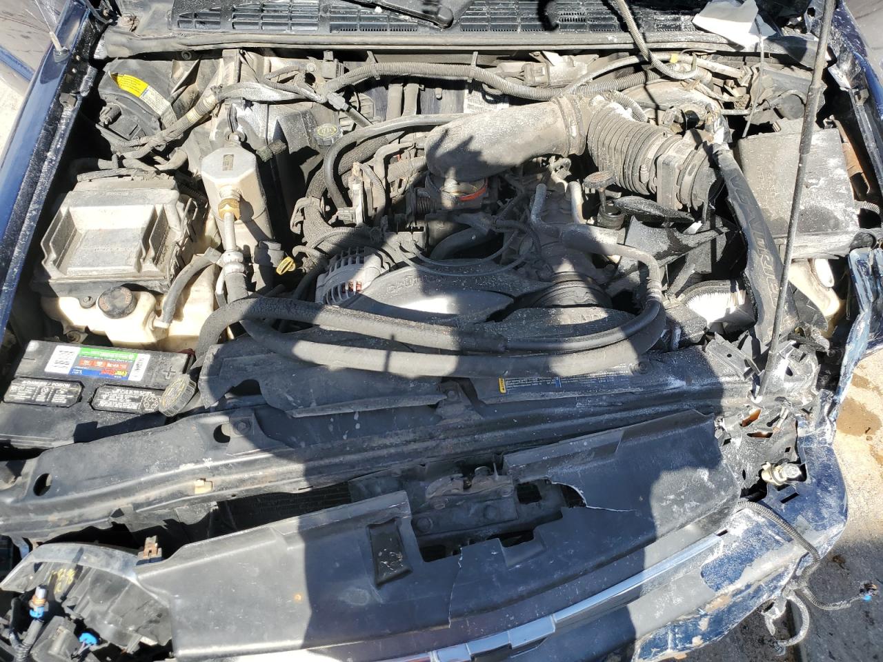 2001 Chevrolet S-10 Pickup - Image 11