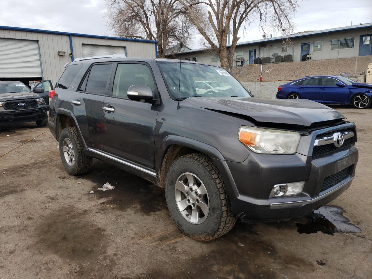 2013 Toyota 4Runner - Image 4