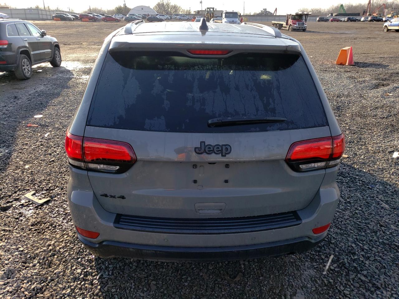2021 Jeep Grand Cherokee - Image 6