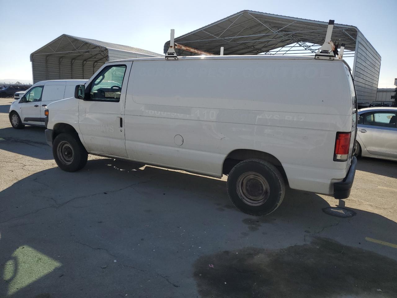 2014 Ford Econoline - Image 2