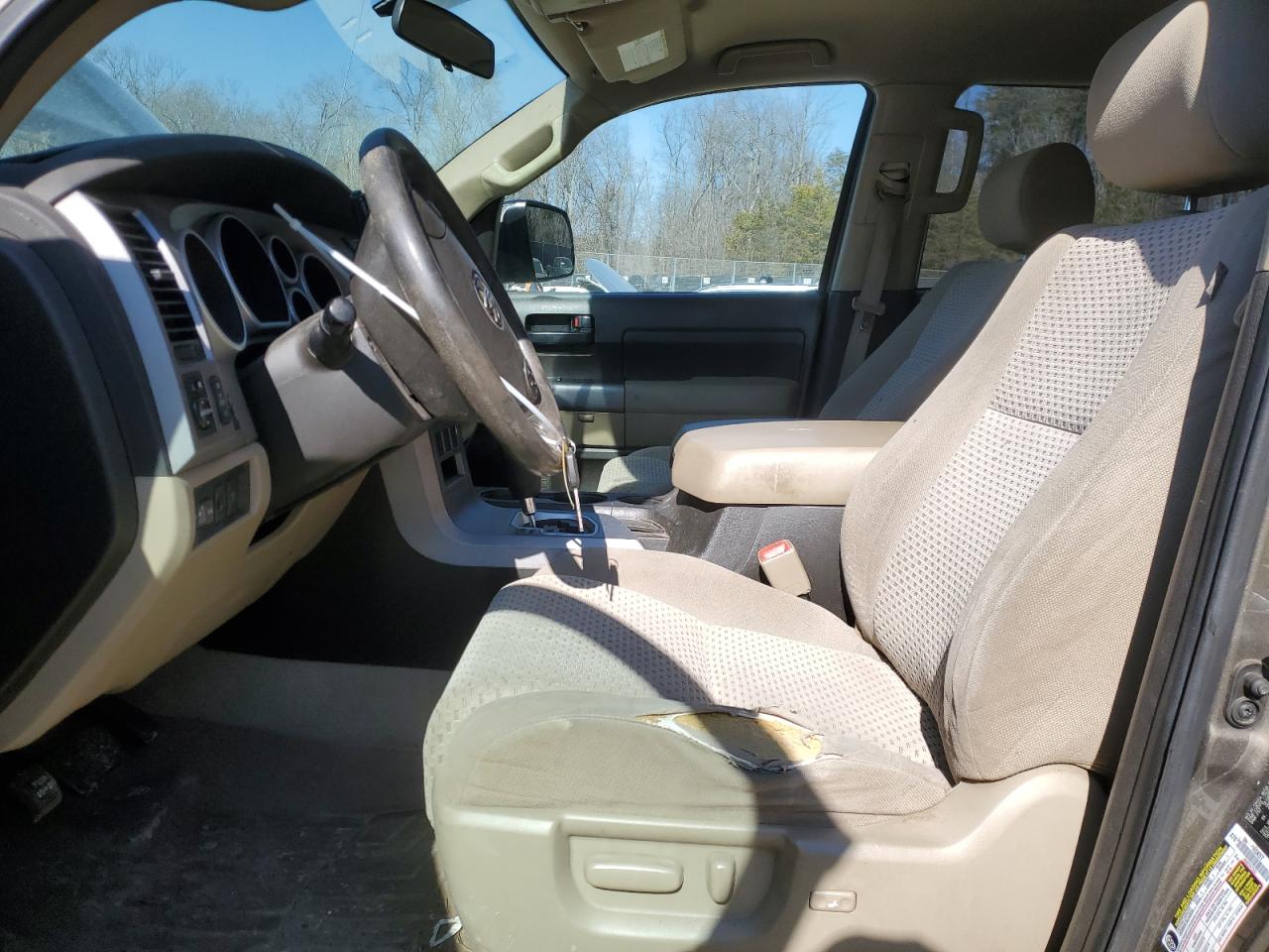 2011 Toyota Tundra - Image 7
