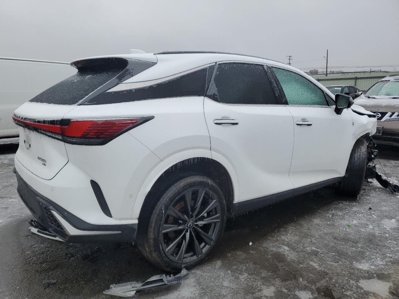 2023 Lexus RX - Image 3