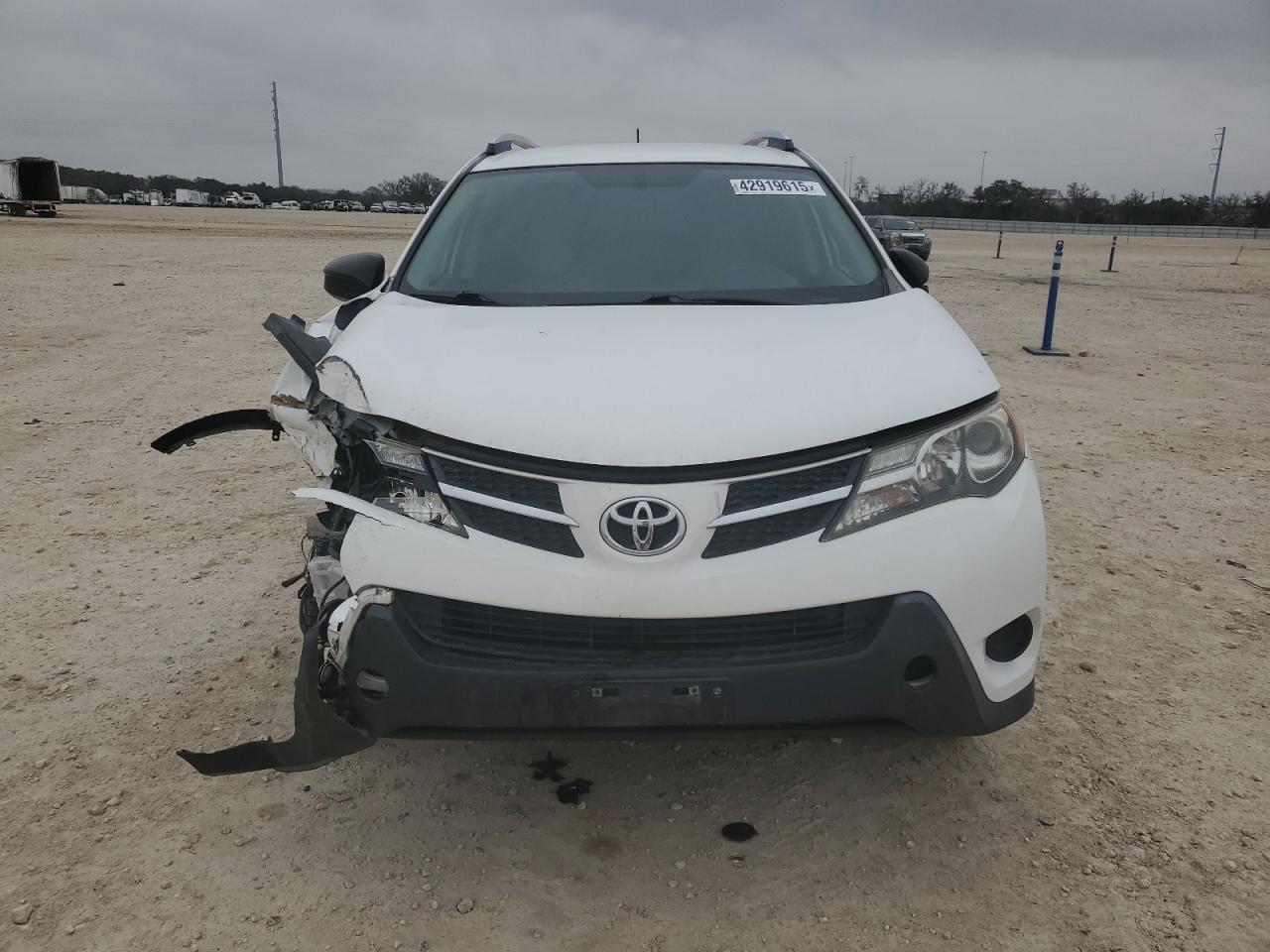 2013 Toyota RAV 4 - Image 5