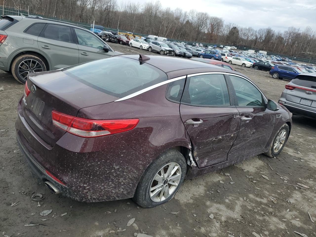 2017 Kia Optima - Image 3