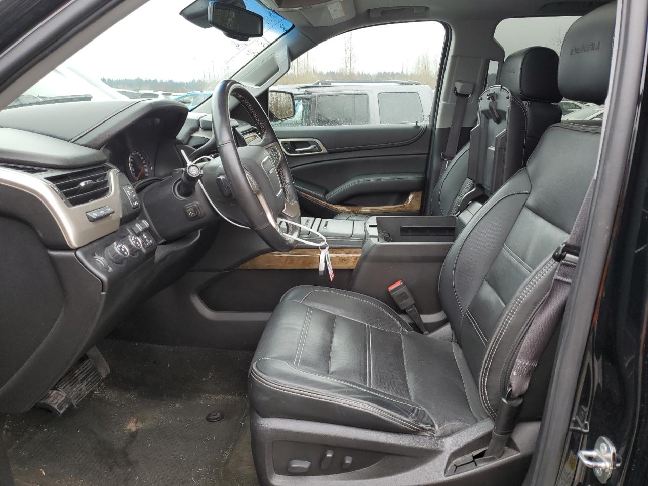 2016 GMC Yukon - Image 7