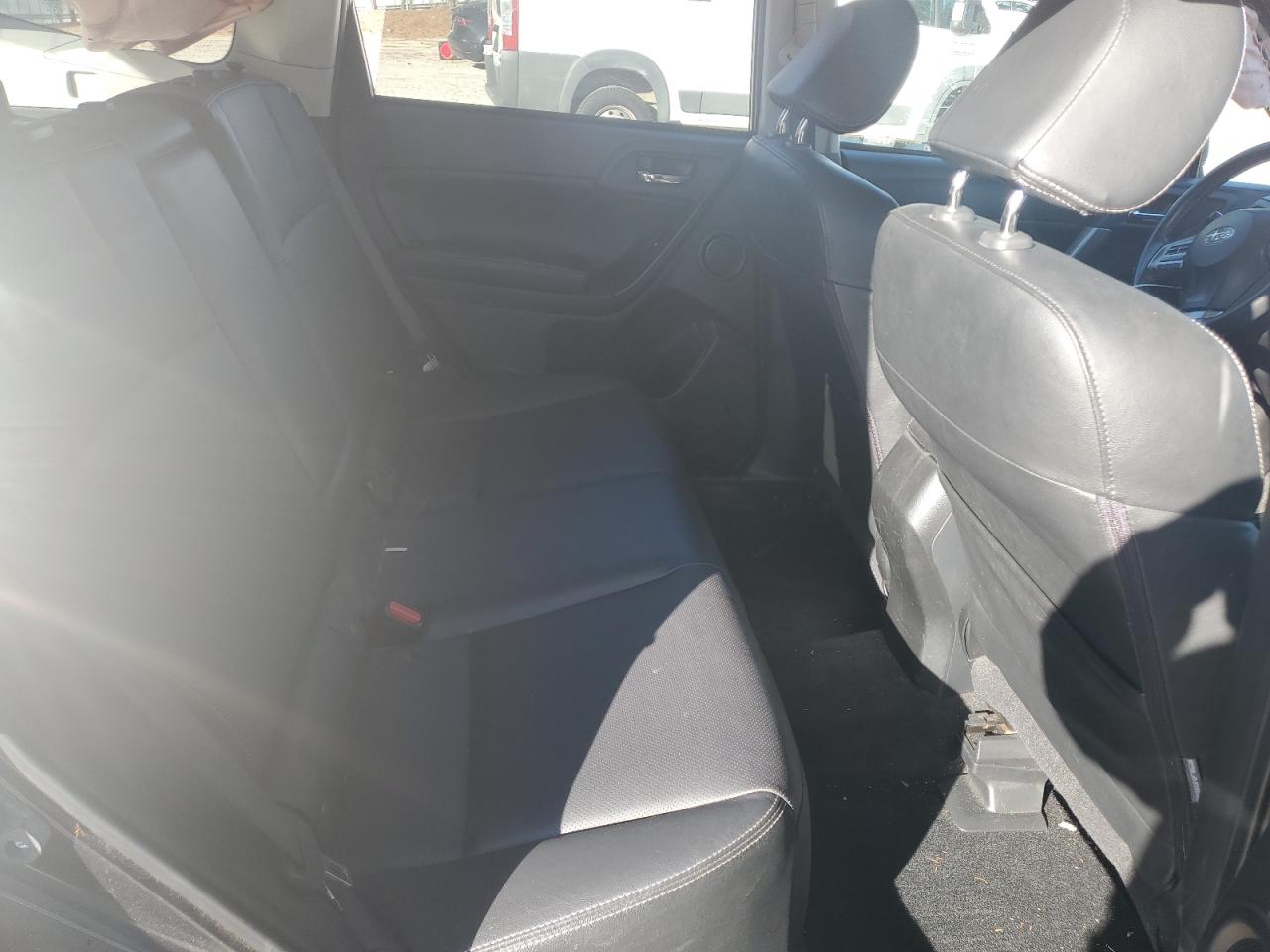 2015 Subaru Forester - Image 11