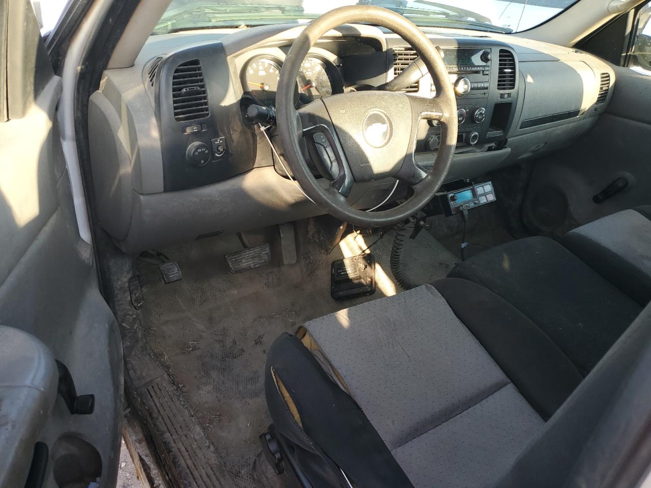 2009 Chevrolet Silverado - Image 8