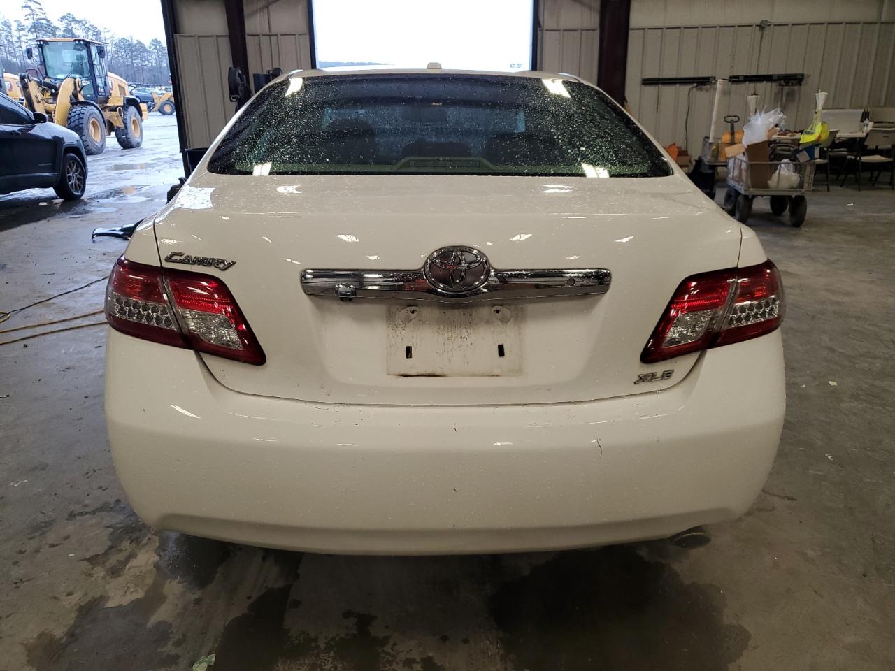 2011 Toyota Camry - Image 6