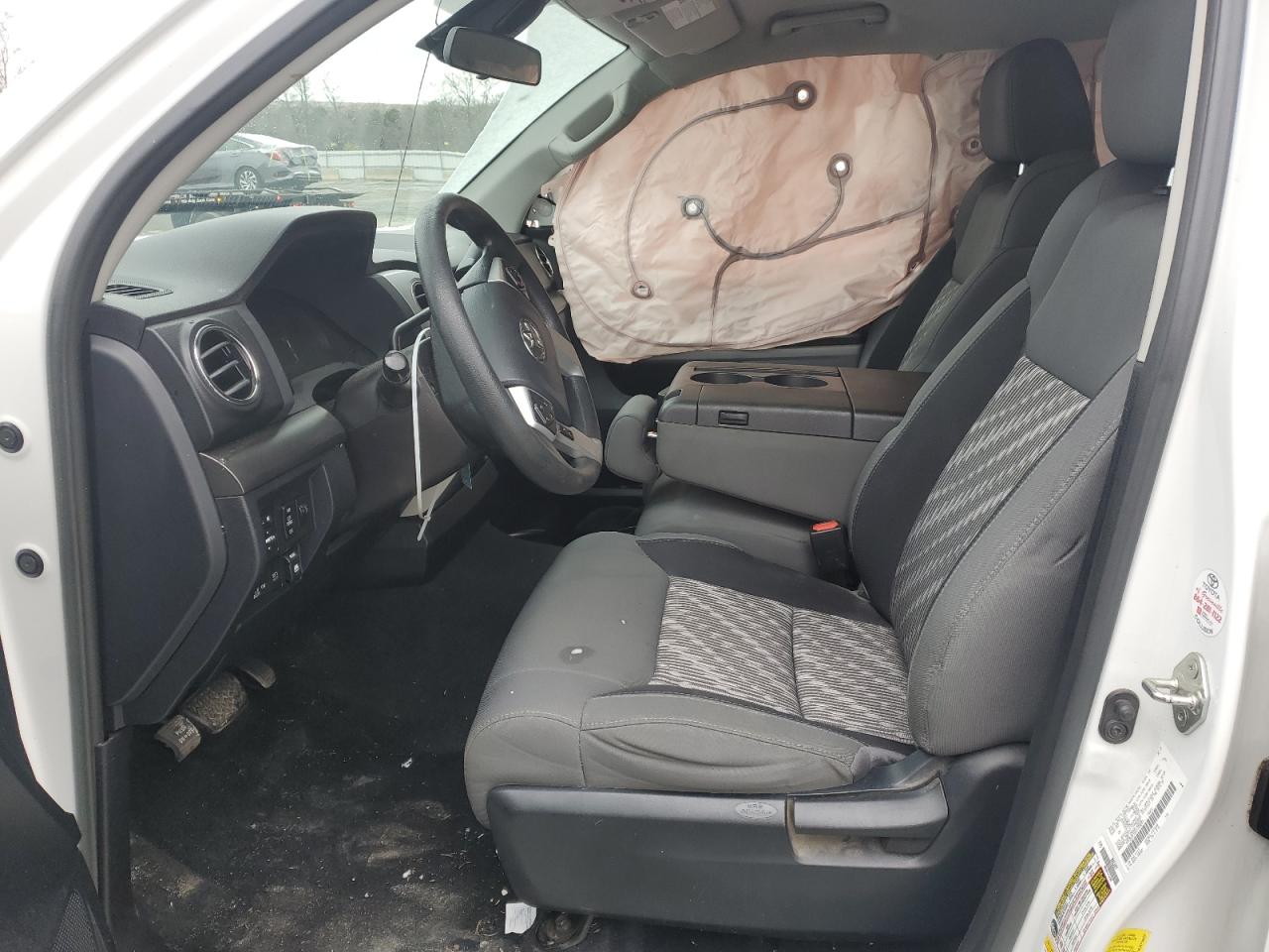 2018 Toyota Tundra - Image 7