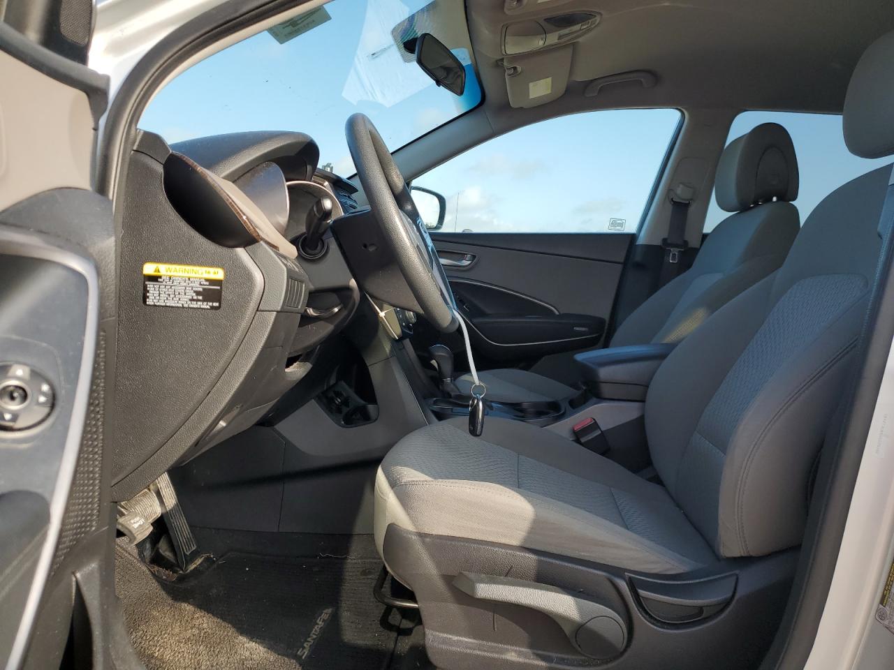 2018 Hyundai Santa Fe - Image 7