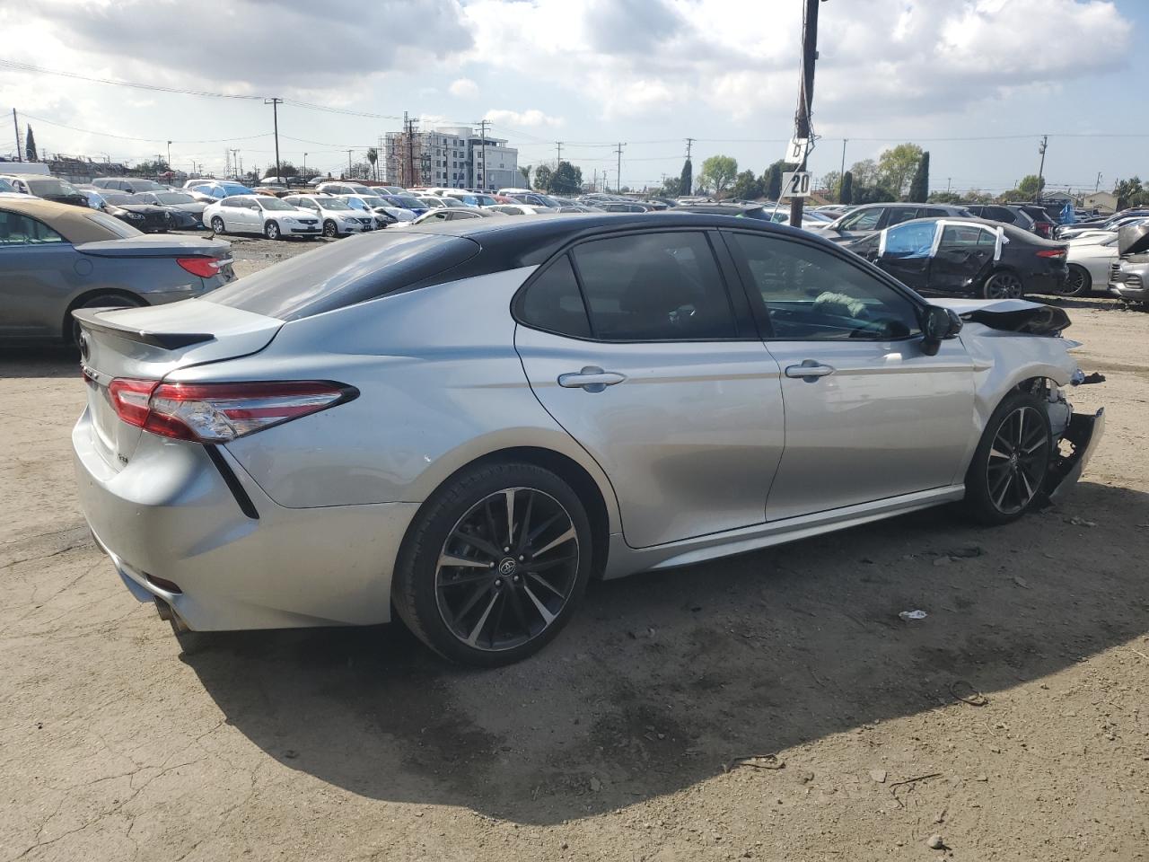 2018 Toyota Camry - Image 3