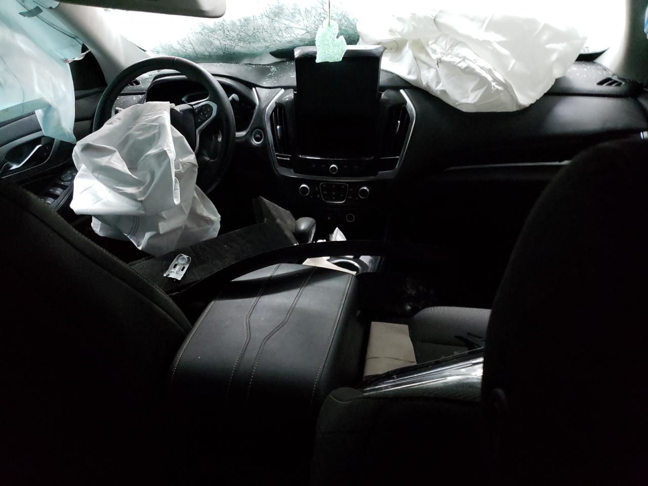 2021 Chevrolet Traverse - Image 8