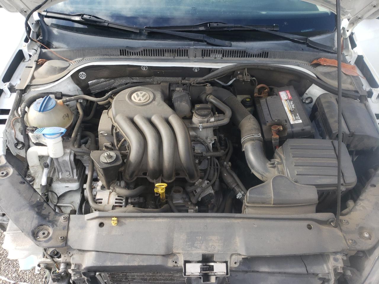 2015 Volkswagen Jetta - Image 12