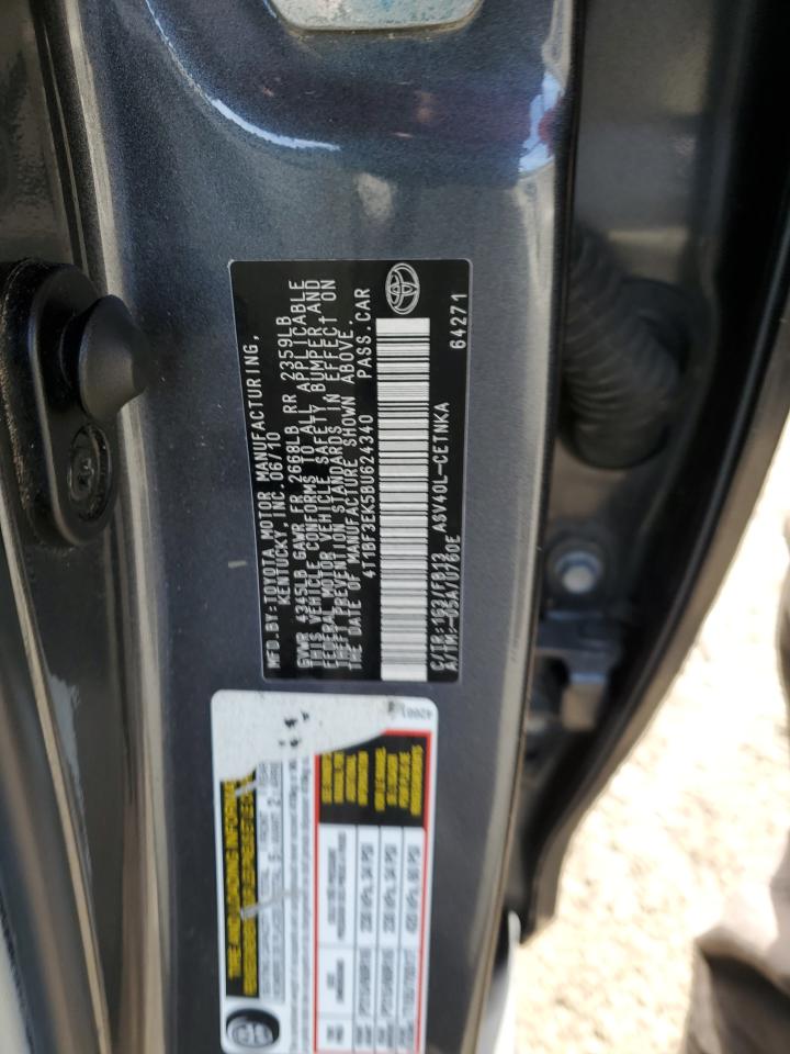 2011 Toyota Camry - Image 12