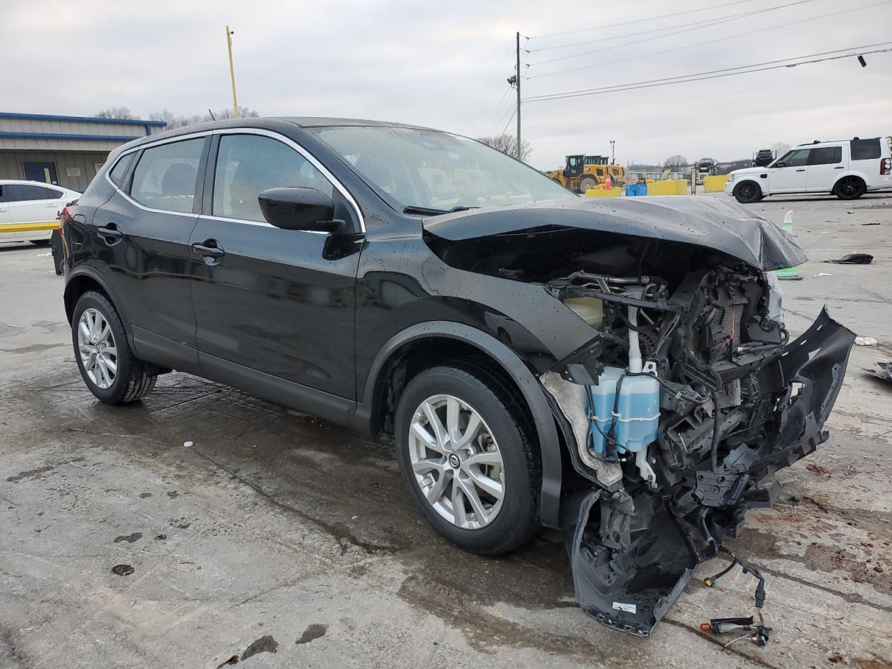 2021 Nissan Rogue - Image 4