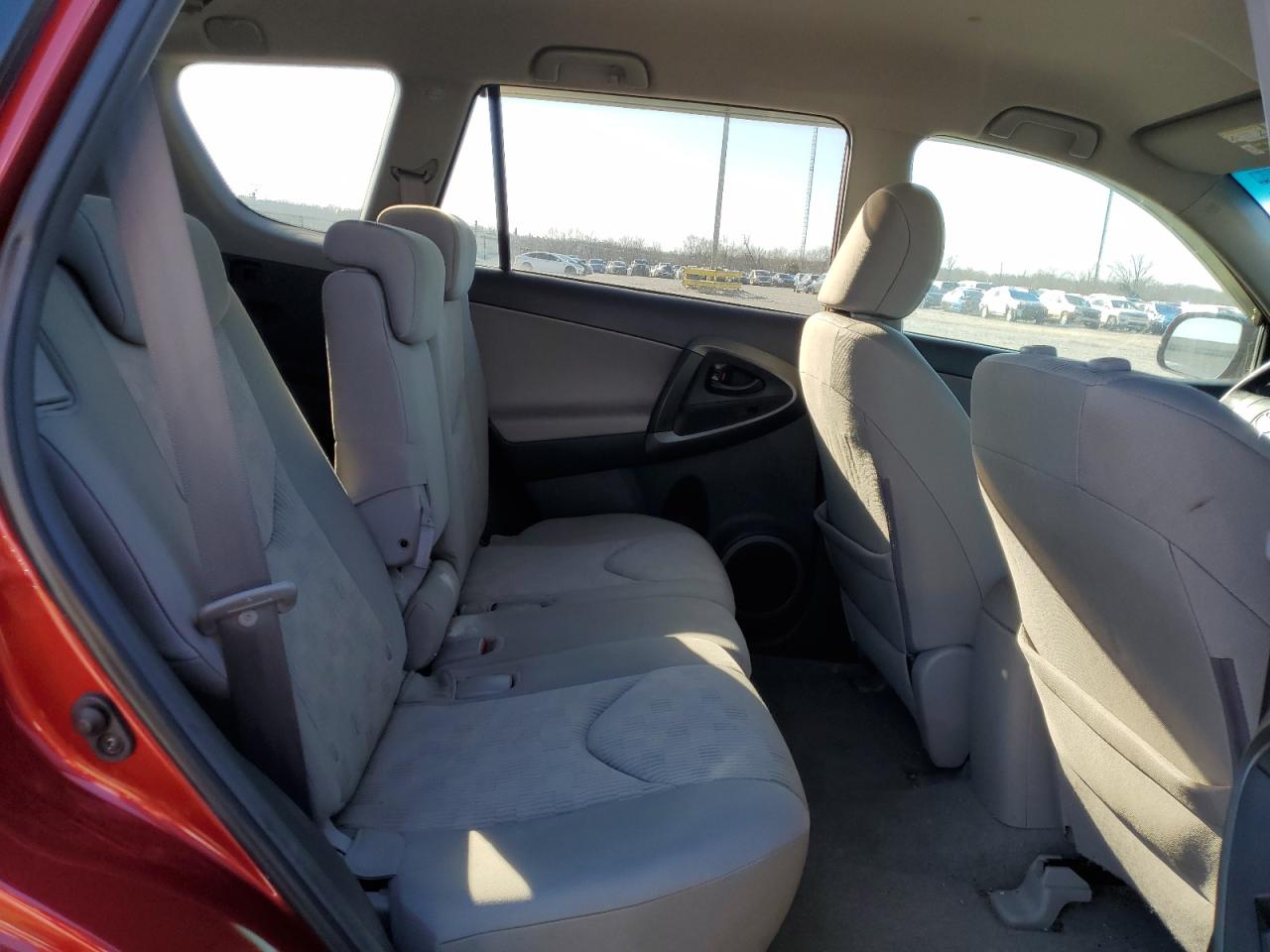 2011 Toyota RAV 4 - Image 11