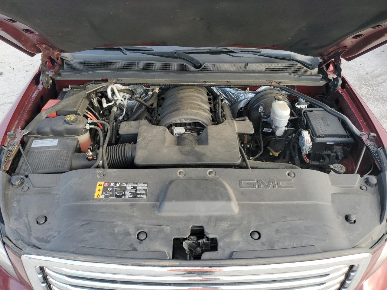 2018 GMC Yukon - Image 12