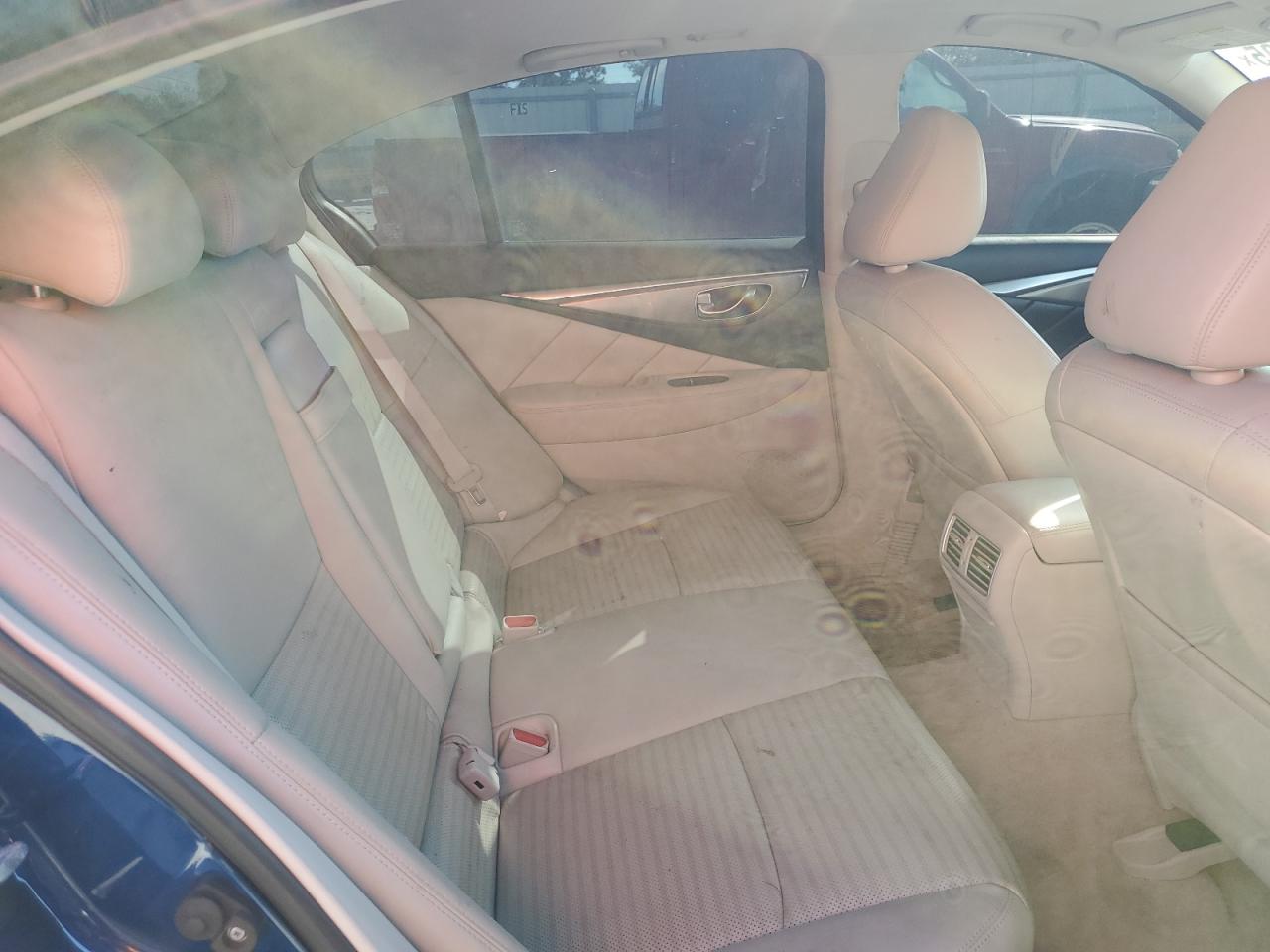 2018 Infiniti Q50 - Image 10