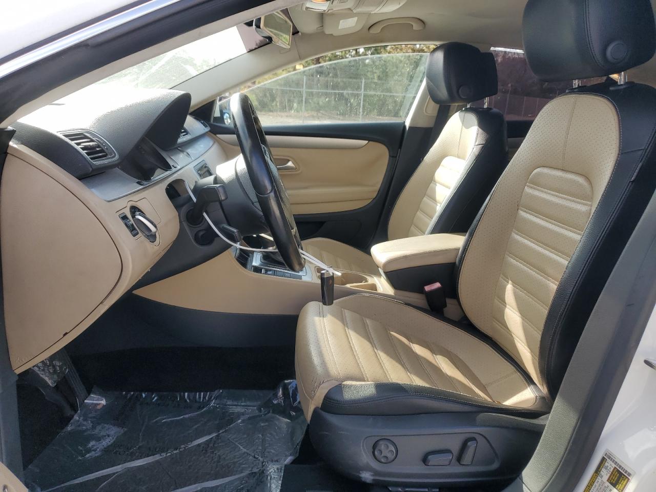 2013 Volkswagen Passat CC - Image 7