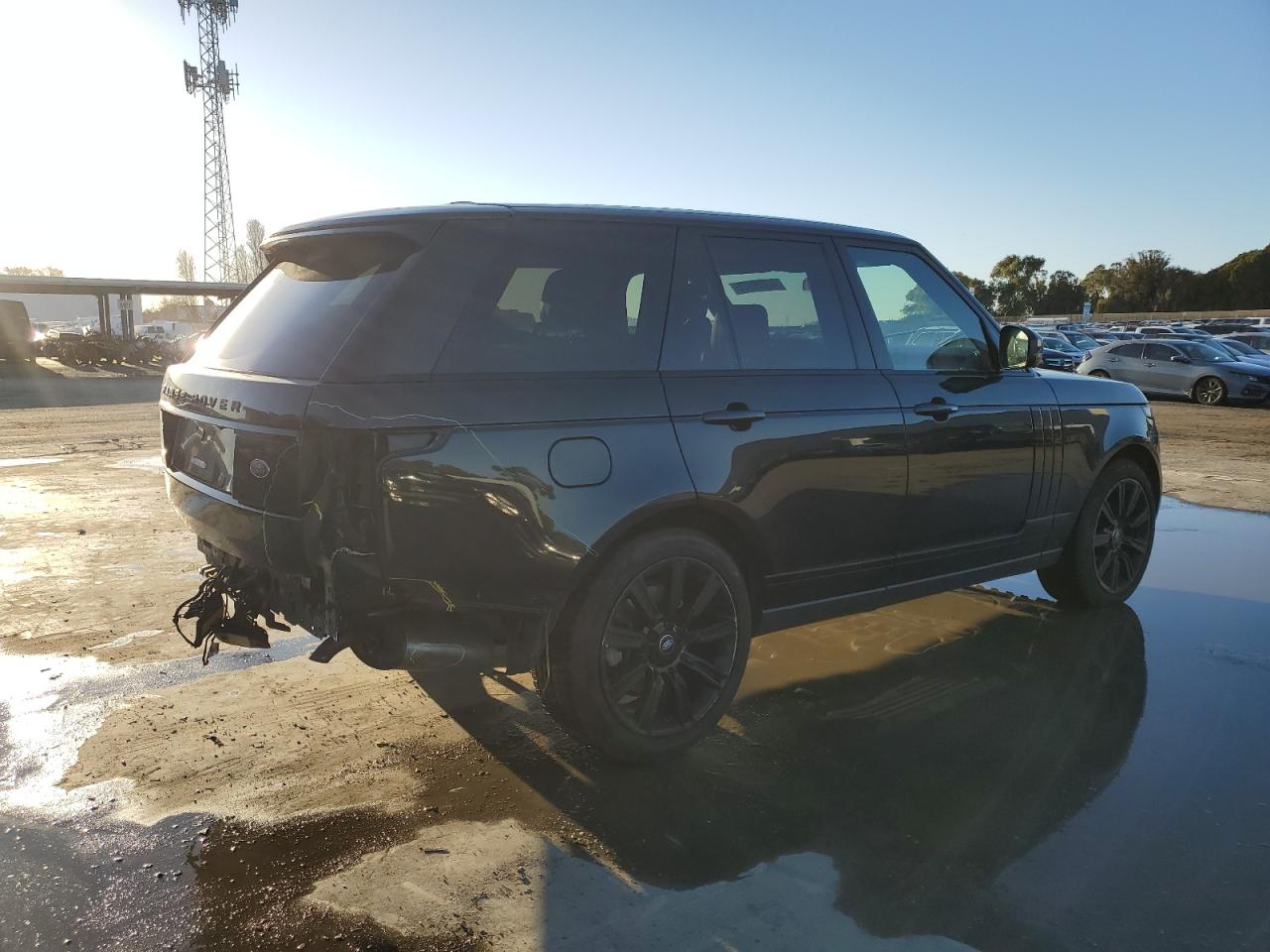 2015 Land Rover Range Rover - Image 3