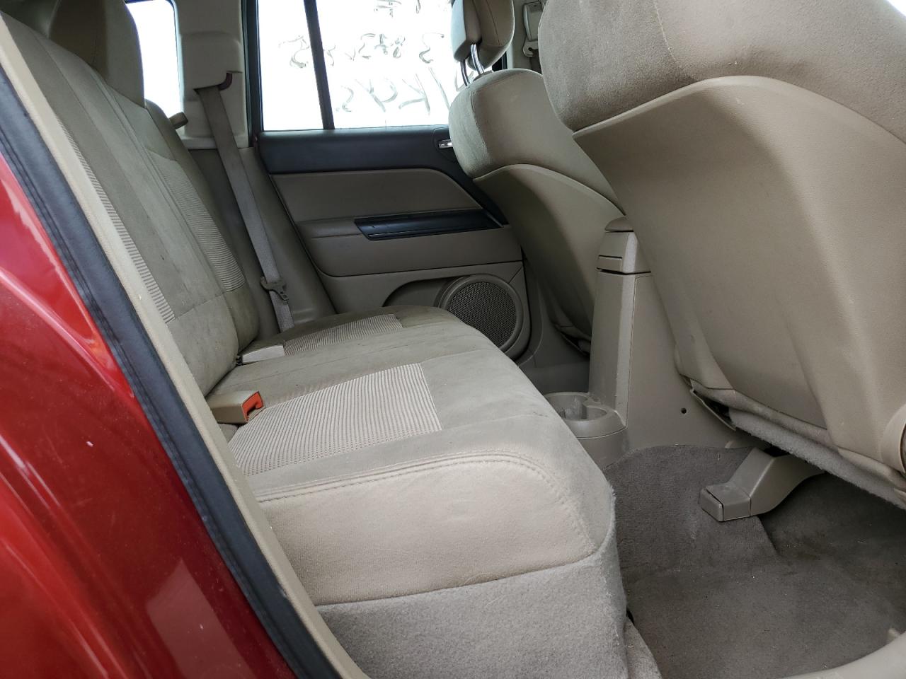 2012 Jeep Compass - Image 11