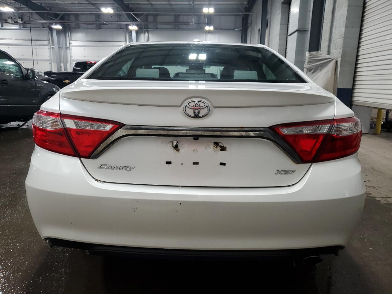 2015 Toyota Camry - Image 6