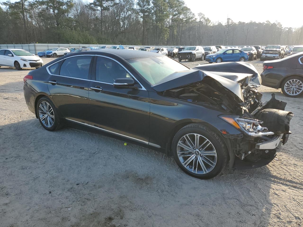 2018 Genesis G80 - Image 4