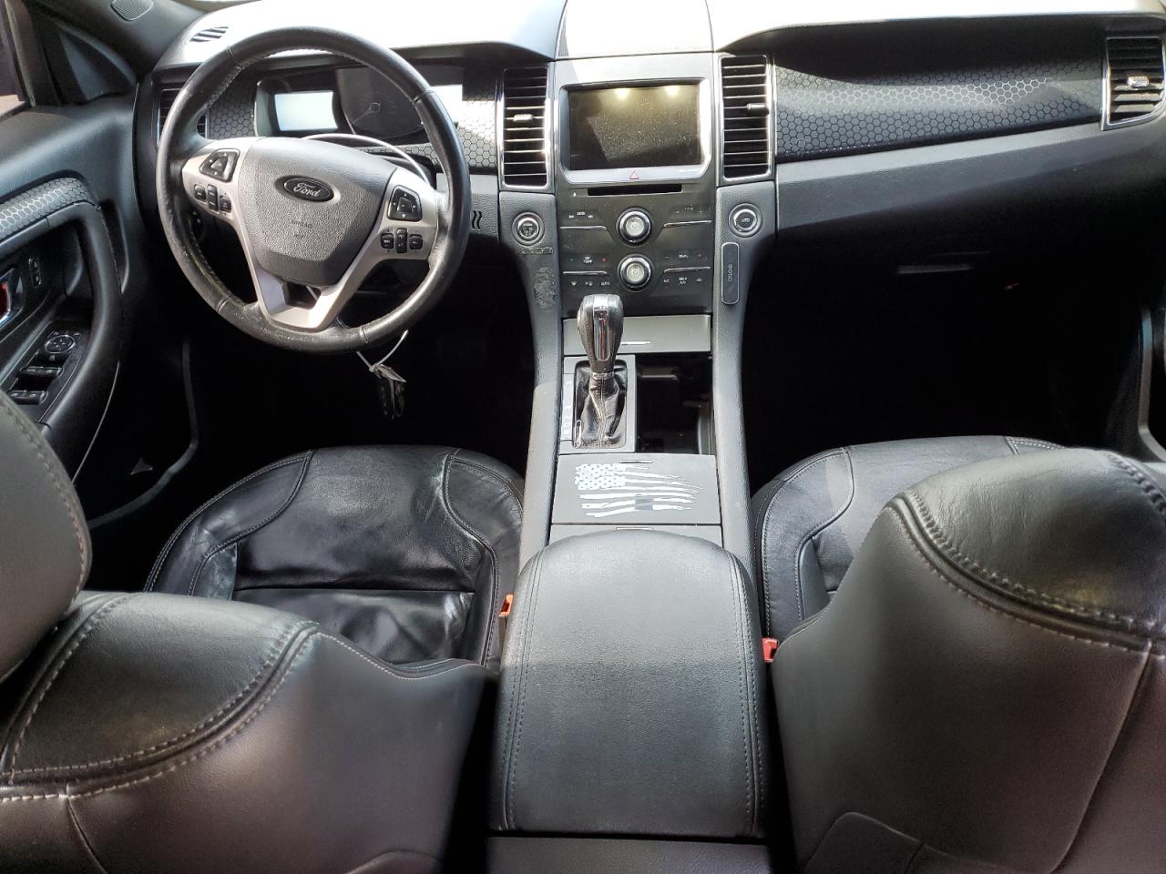2015 Ford Taurus - Image 8