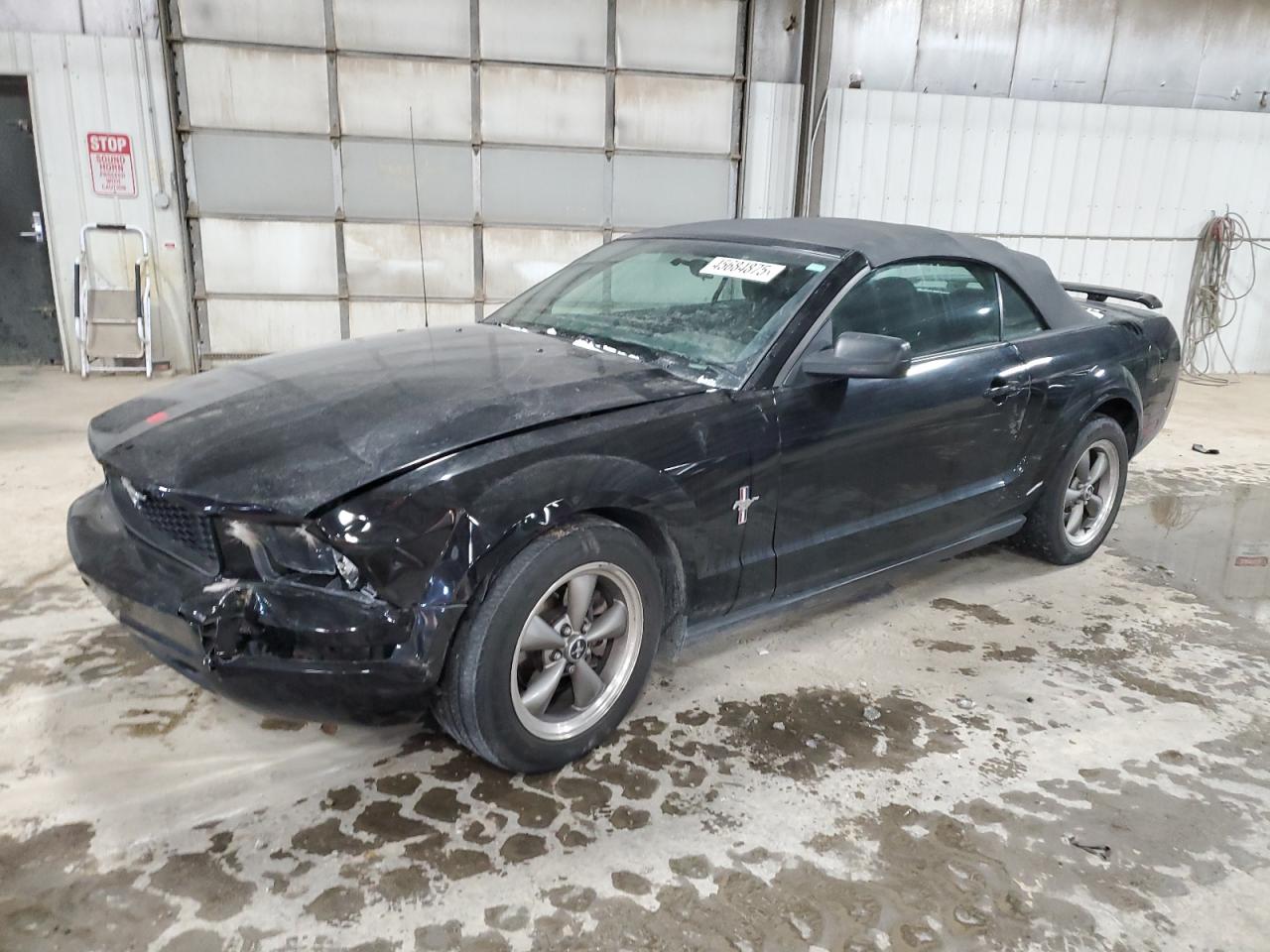 2006 Ford Mustang  en Venta en Des Moines, IA - Front End