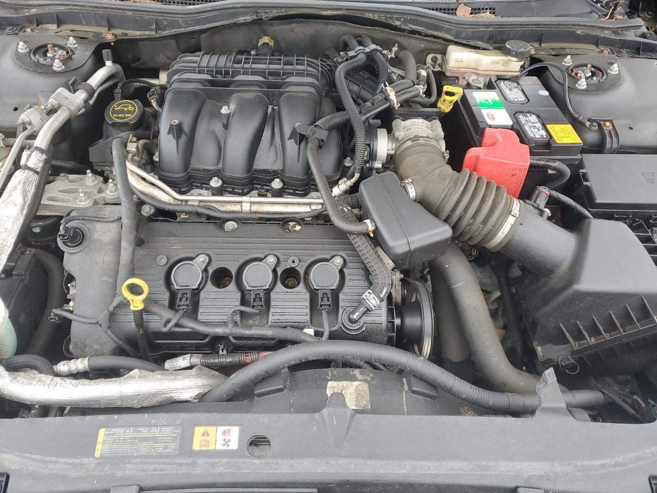 2011 Ford Fusion - Image 12