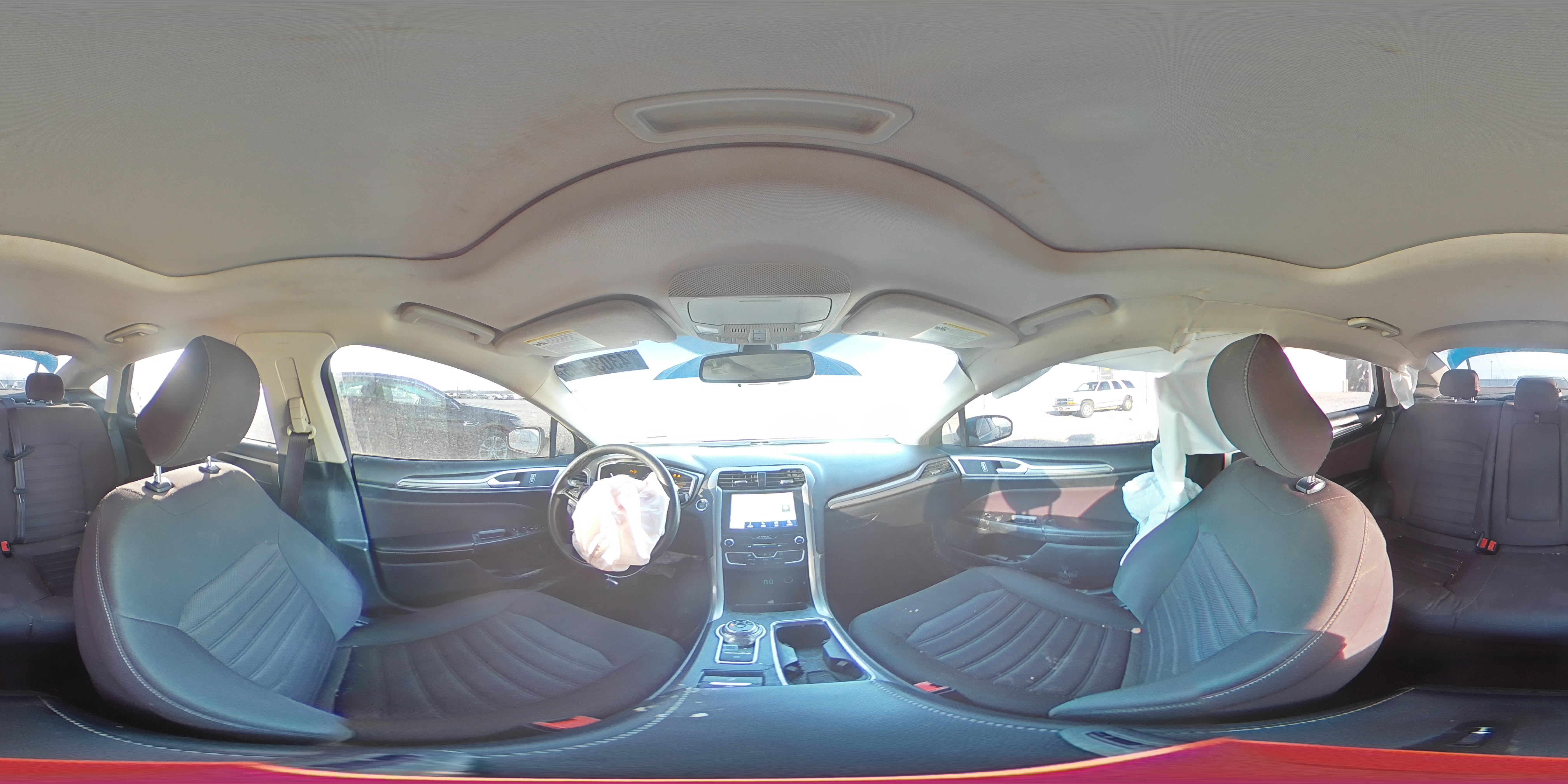 2020 Ford Fusion - Image 12