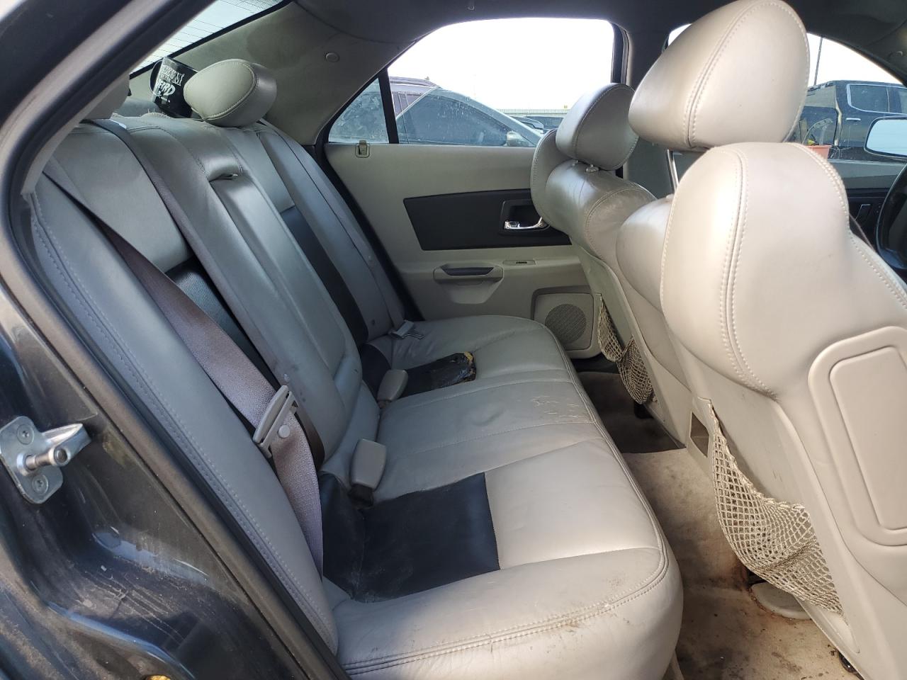 2007 Cadillac CTS - Image 10
