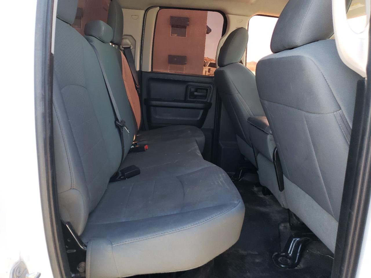 2016 RAM 1500 - Image 11