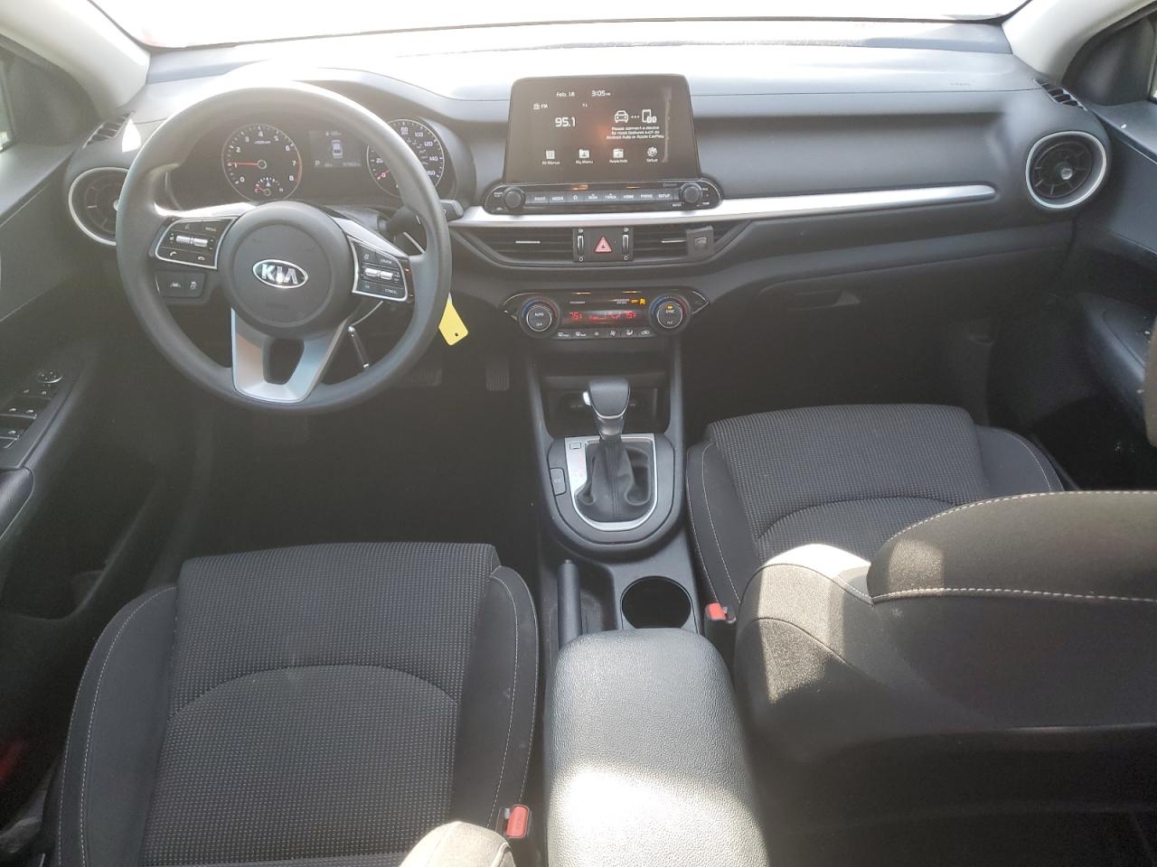 2019 Kia Forte - Image 8