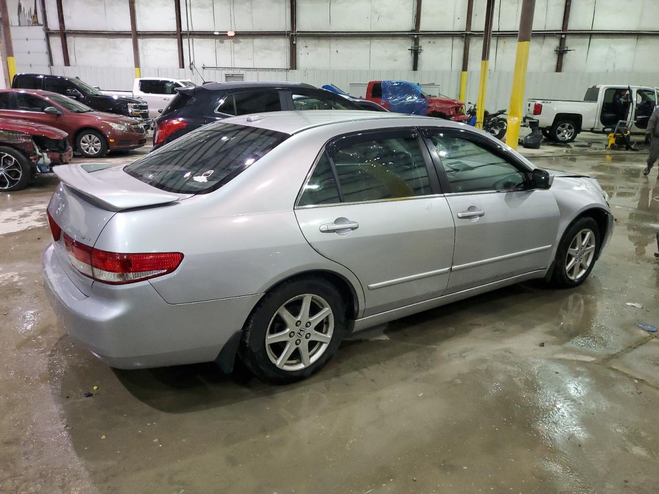 2004 Honda Accord - Image 3