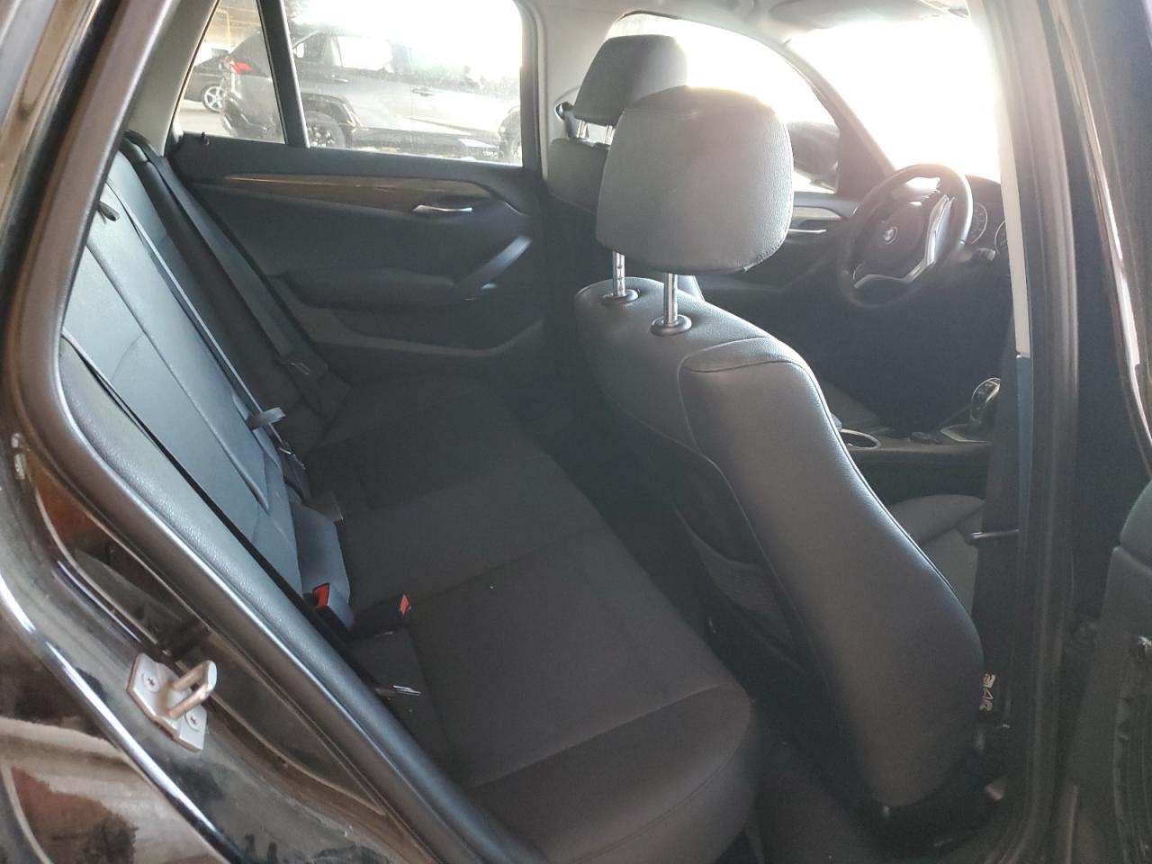 2013 BMW X1 - Image 11