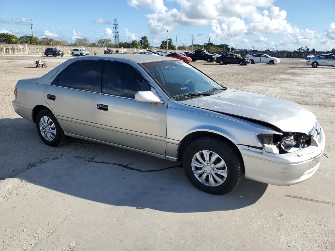 2000 Toyota Camry - Image 4